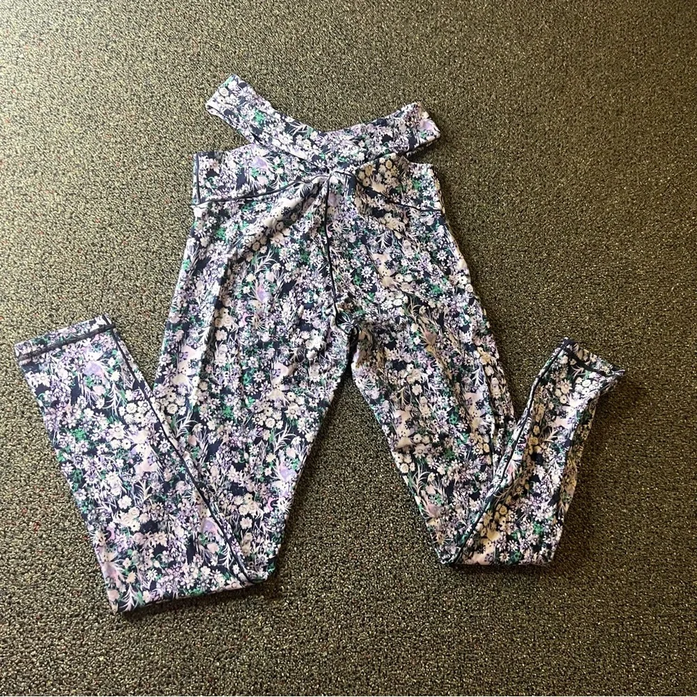 AERIE Criss Cross V Band Blue & Green Floral Stretch Spandex Leggings Pants Sz M - Picture 9 of 13